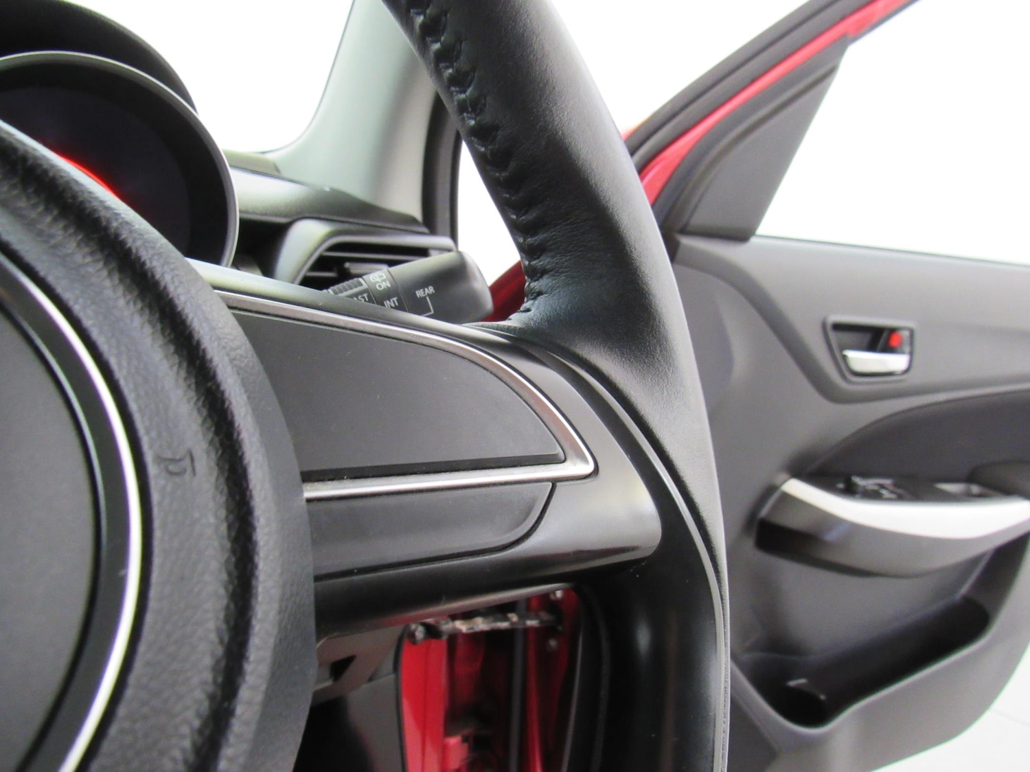 Used Suzuki Swift 2019 for sale - 78139861: Photo 17