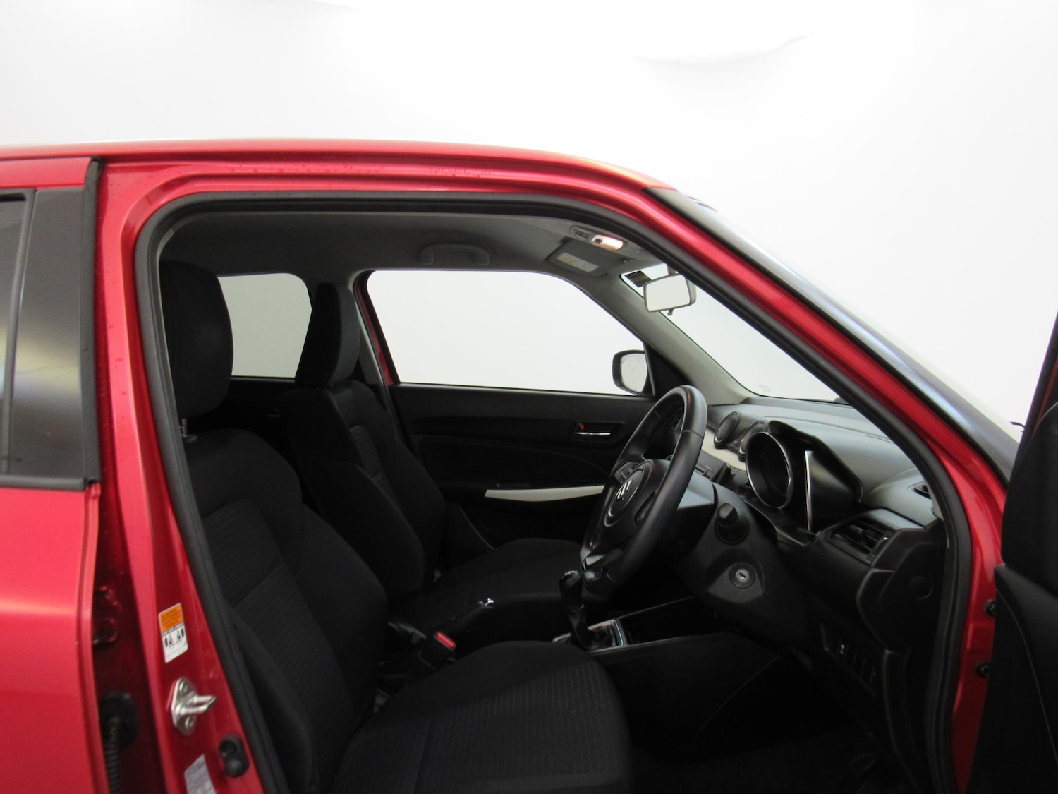 Used Suzuki Swift 2019 for sale - 78139861: Photo 8