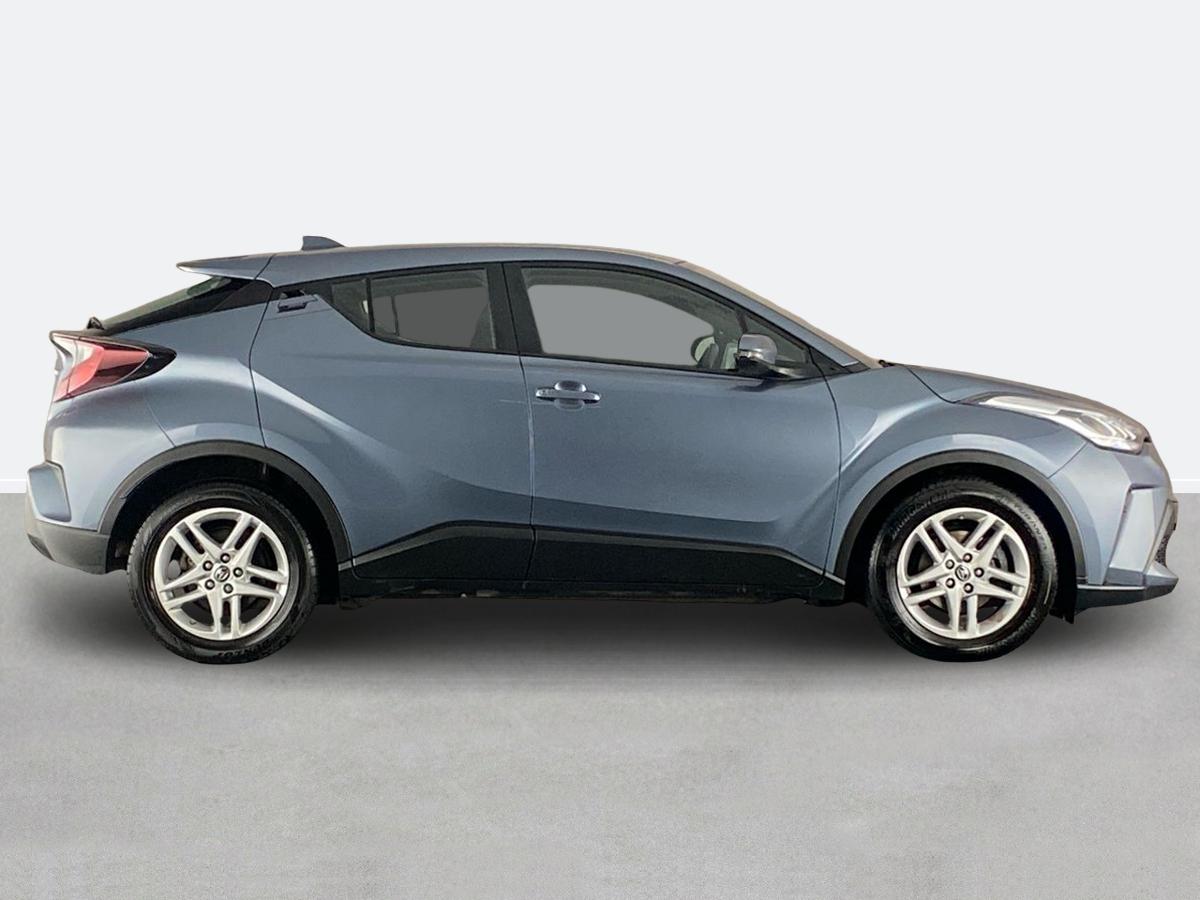 Used Toyota C-HR 2022 for sale - 76515787: Photo 2