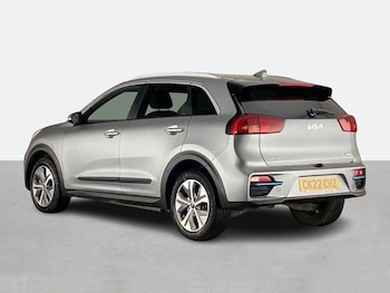 Used Kia Niro 2022 for sale - 76158134: Photo 2