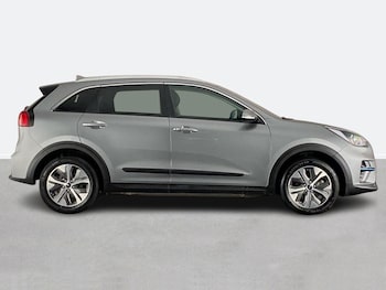 Used Kia Niro 2022 for sale - 76158134: Photo 3