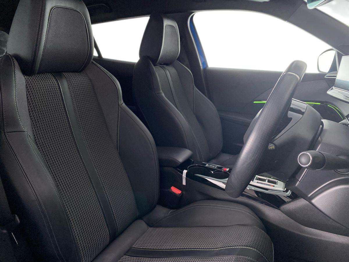 Used Peugeot 2008 2022 for sale - 77398111: Photo 13