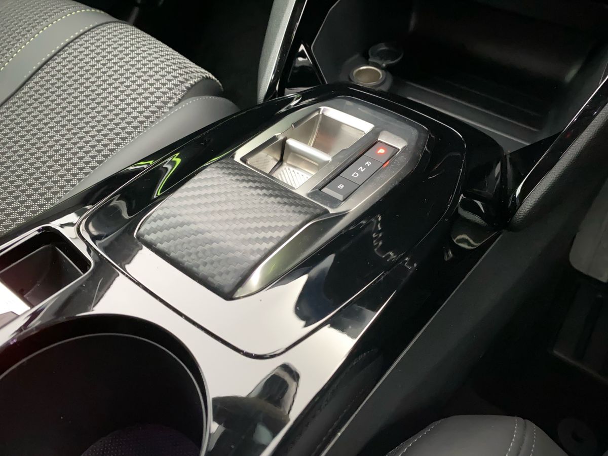 Used Peugeot 2008 2022 for sale - 77398111: Photo 18