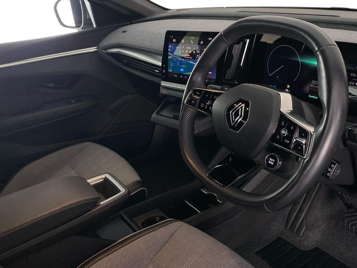 Used Renault Megane E Tech 2023 for sale - 76929191: Photo 12