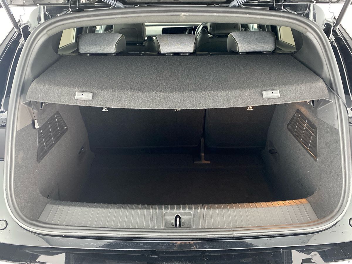 Used Renault Megane E Tech 2023 for sale - 76929191: Photo 28