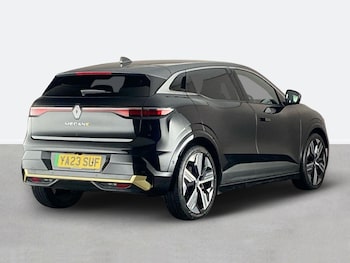 Used Renault Megane E Tech 2023 for sale - 76929191: Photo