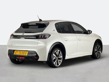 Used Peugeot 208 2020 for sale - 77706890: Photo