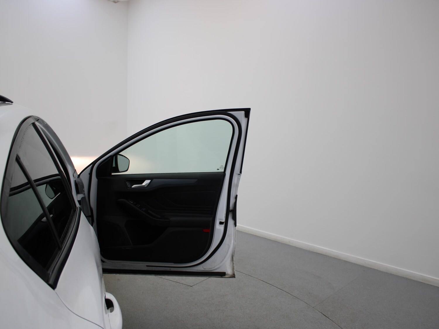 Used Ford Focus 2019 for sale - 77635118: Photo 28