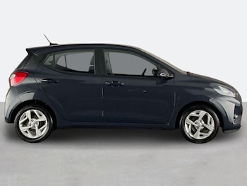 Used Hyundai i10 2021 for sale - 78386388: Photo
