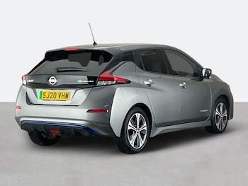 Used Nissan Leaf 2020 for sale - 76097448: Photo 3