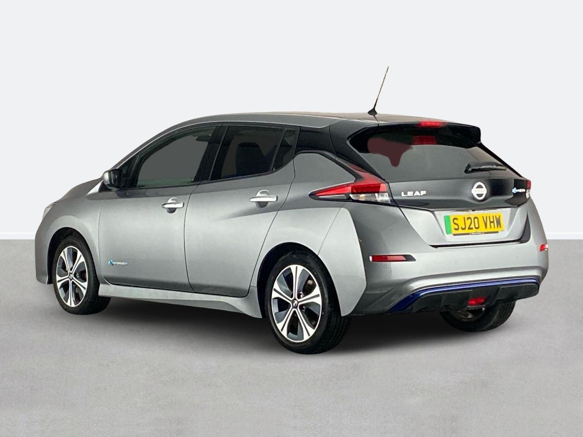 Used Nissan Leaf 2020 for sale - 76097448: Photo 5