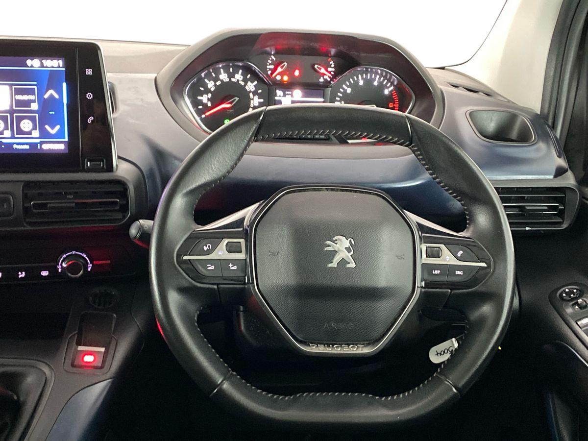 Used Peugeot Rifter 2020 for sale - 77787657: Photo 11