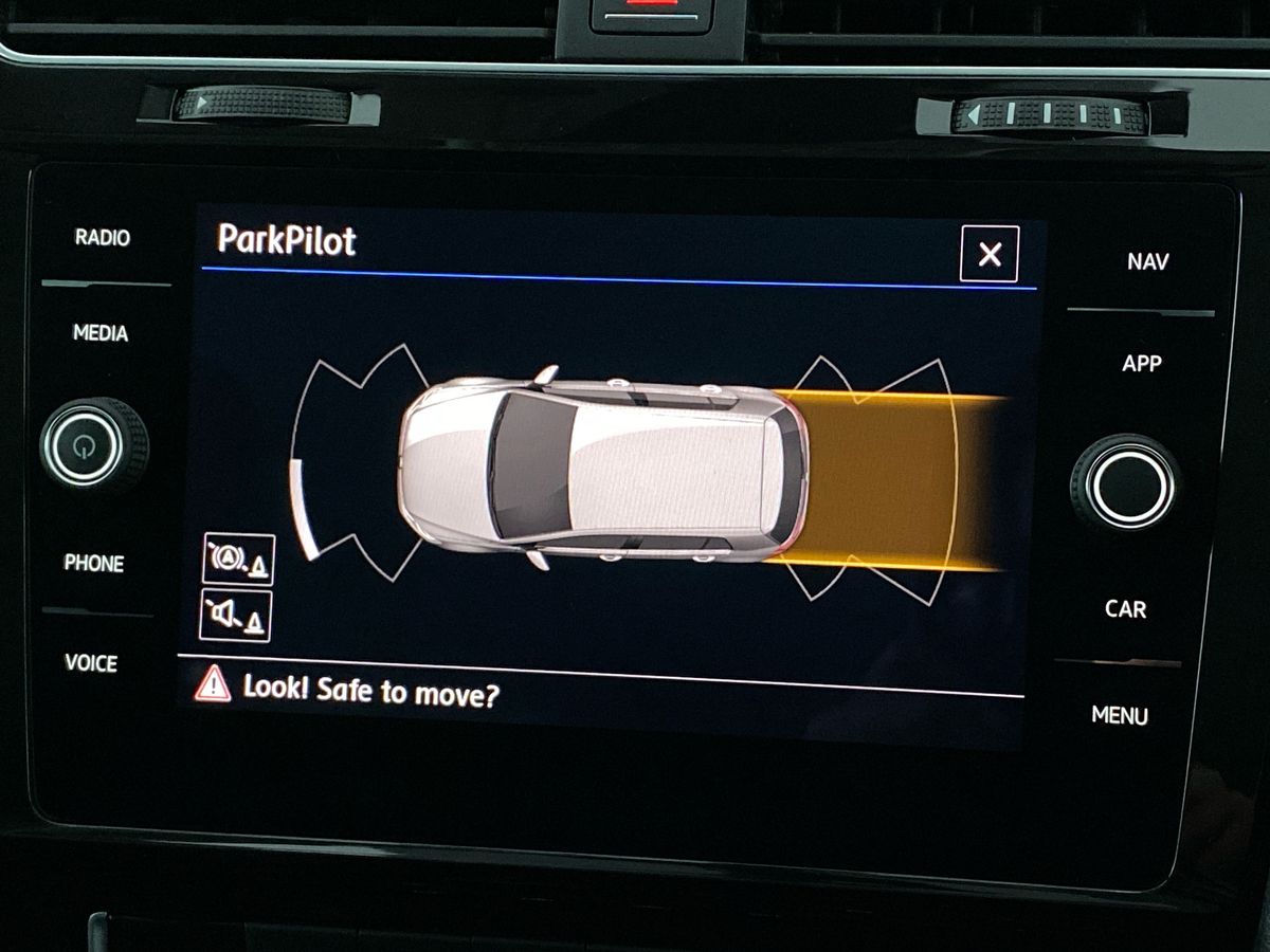 Used Volkswagen Golf 2018 for sale - 75970539: Photo 17