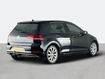 Used Volkswagen Golf 2018 for sale - 75970539: Photo