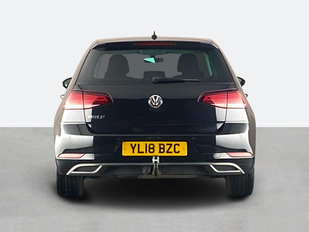 Used Volkswagen Golf 2018 for sale - 75970539: Photo 4