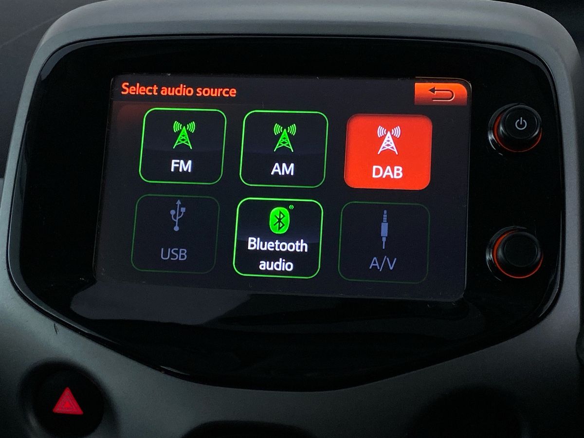 Used Peugeot 108 2015 for sale - 76705505: Photo 18