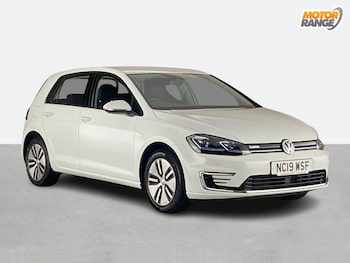 Volkswagen - Golf