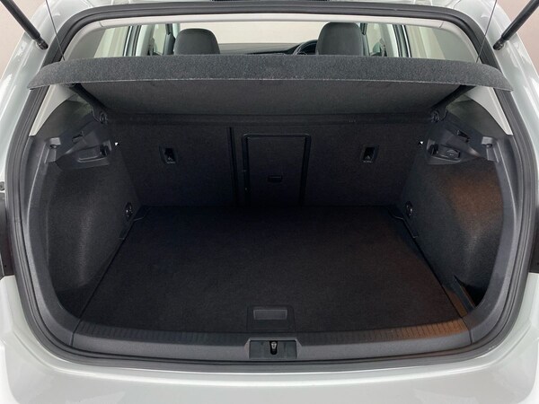 Used Volkswagen Golf 2019 for sale - 76220236: Photo 26