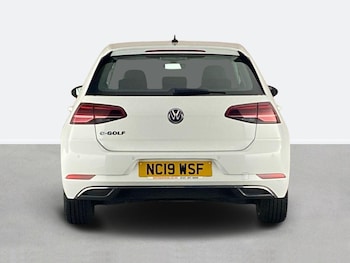 Used Volkswagen Golf 2019 for sale - 76220236: Photo 4