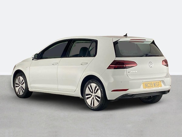 Used Volkswagen Golf 2019 for sale - 76220236: Photo 5