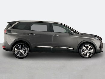 Used Peugeot 5008 2023 for sale - 79503216: Photo
