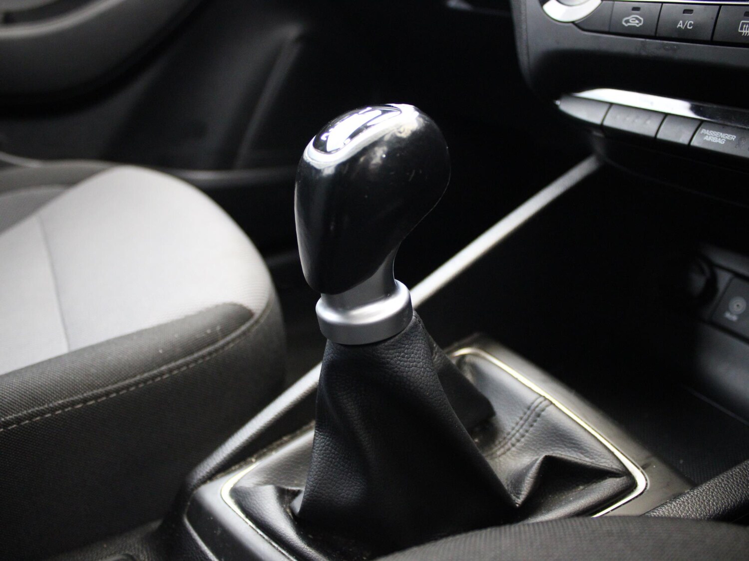 Used Hyundai i20 2019 for sale - 77348353: Photo 26