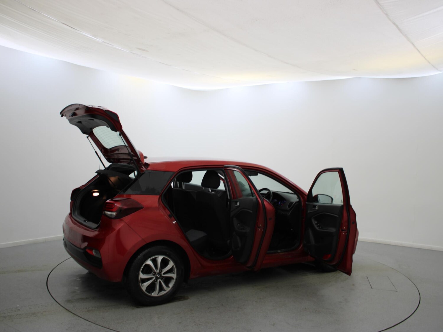 Used Hyundai i20 2019 for sale - 77348353: Photo 36