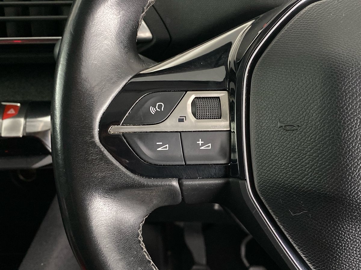 Used Peugeot 3008 2017 for sale - 77706882: Photo 24