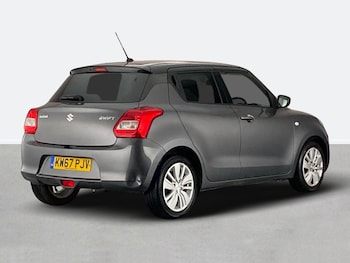 Used Suzuki Swift 2017 for sale - 76207013: Photo