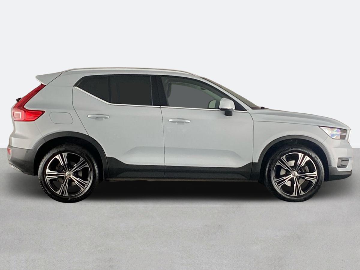 Used Volvo XC40 2020 for sale - 76128592: Photo 2