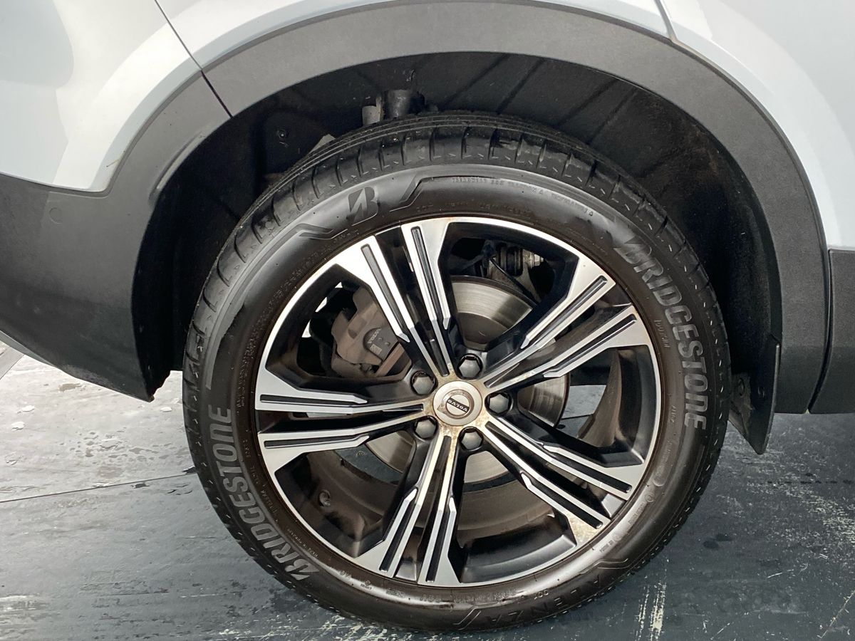 Used Volvo XC40 2020 for sale - 76128592: Photo 32
