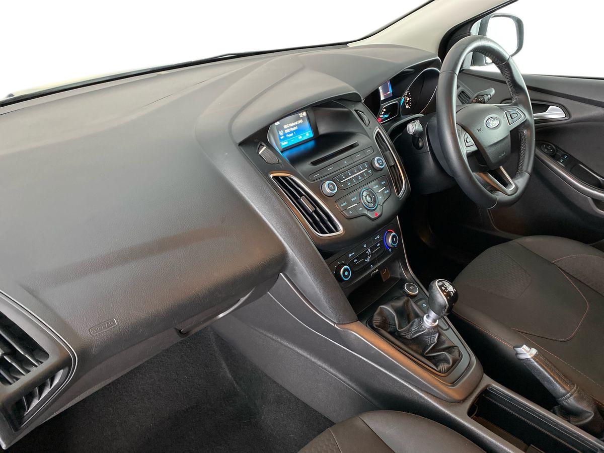 Used Ford Focus 2015 for sale - 77635164: Photo 14