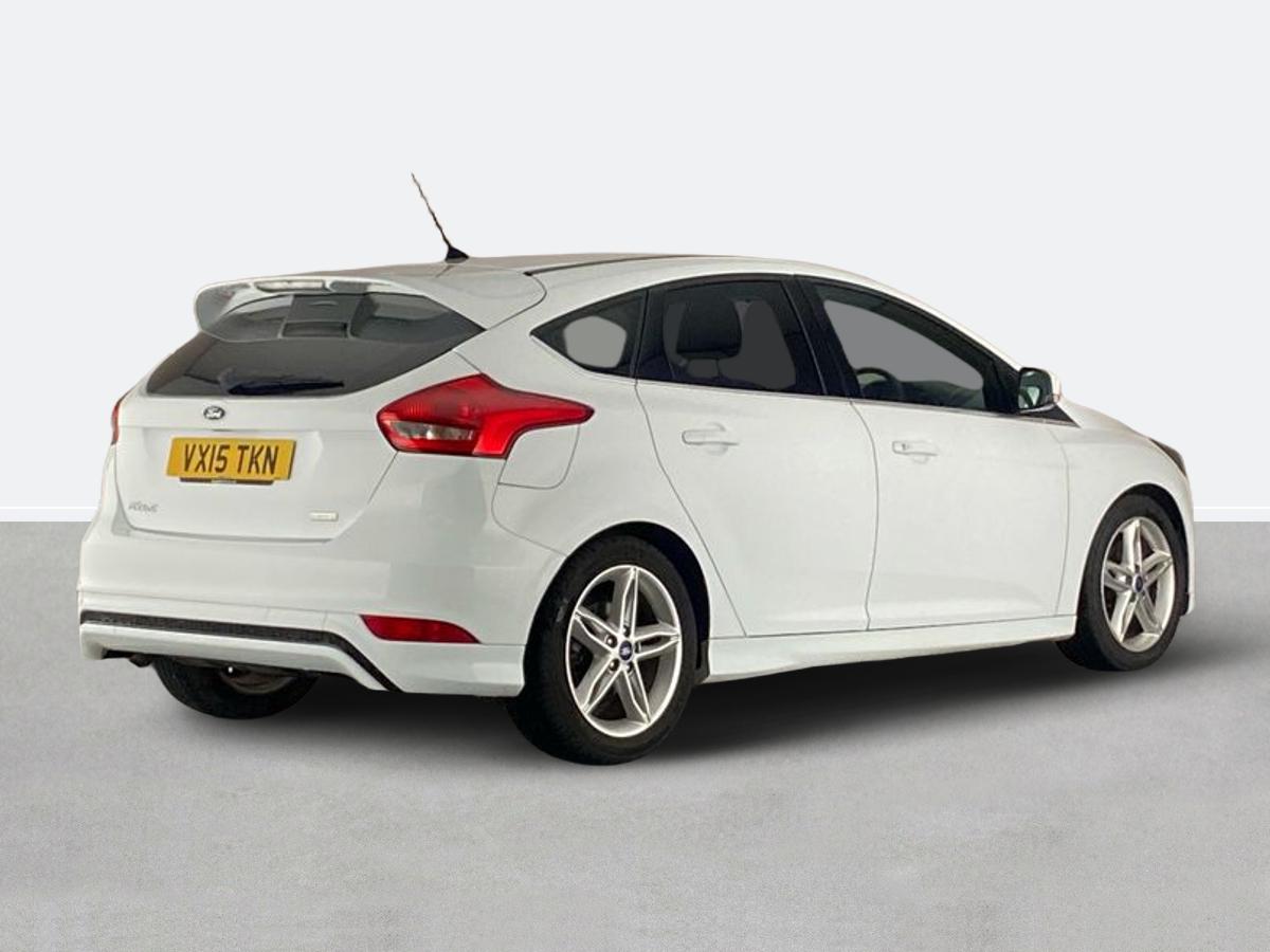 Used Ford Focus 2015 for sale - 77635164: Photo 3