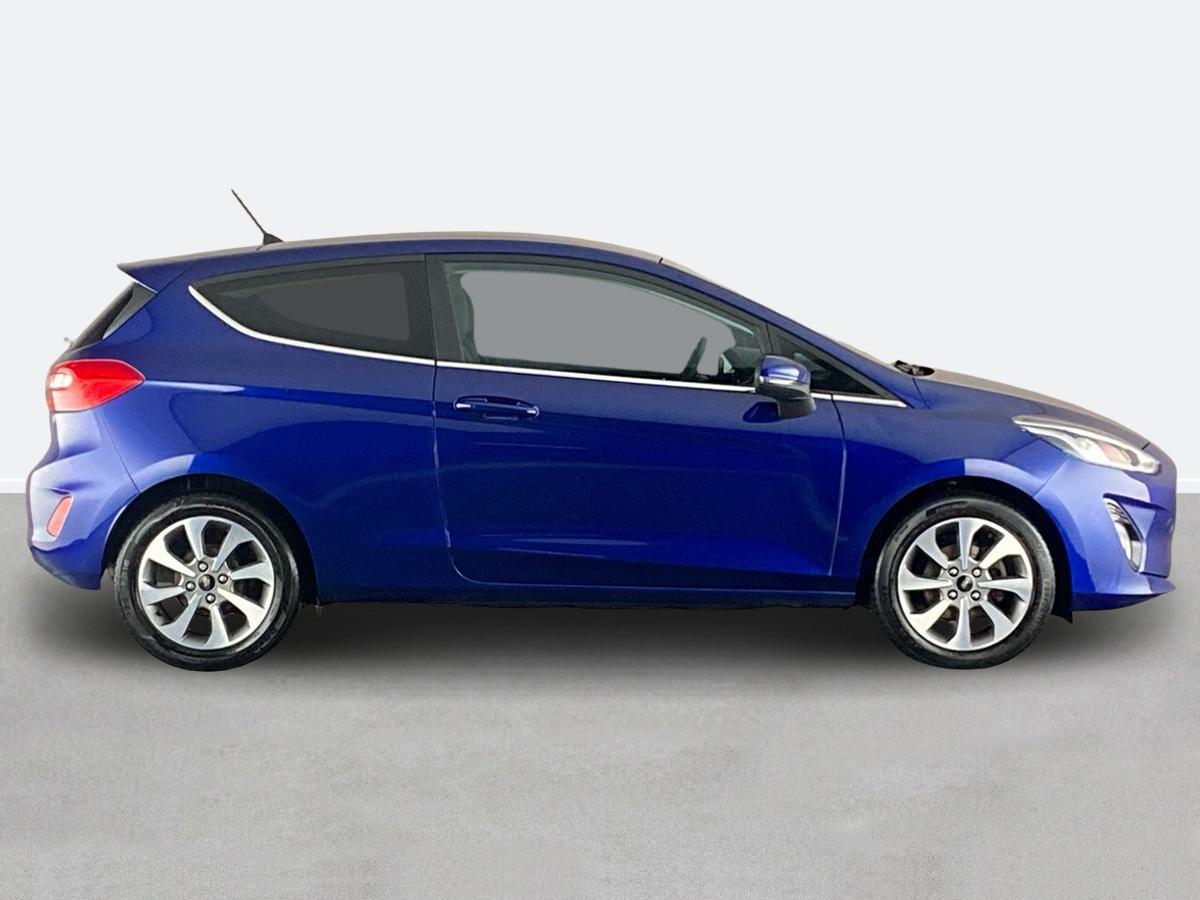 Used Ford Fiesta 2018 for sale - 76502874: Photo 2