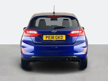 Used Ford Fiesta 2018 for sale - 76502874: Photo