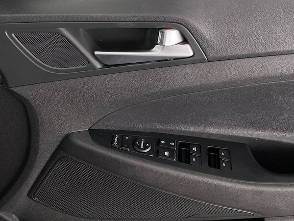 Used Hyundai TUCSON 2017 for sale - 75536326: Photo 27