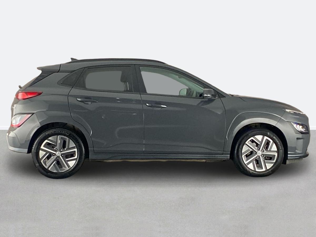 Used Hyundai KONA 2023 for sale - 77649272: Photo 2