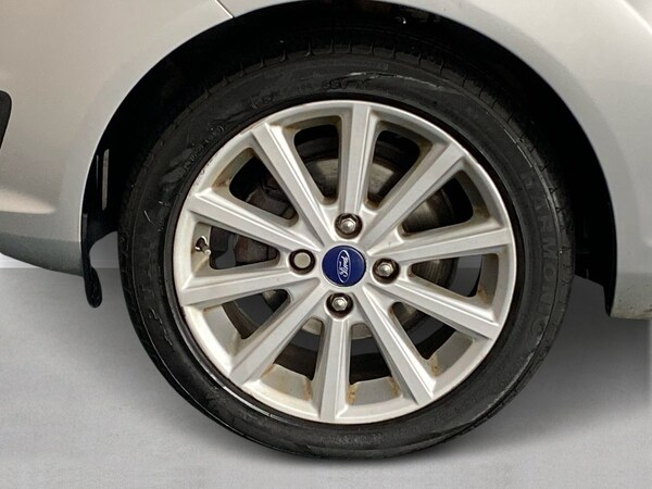 Used Ford Fiesta 2017 for sale - 75673974: Photo 32