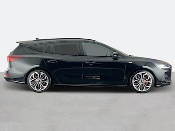 Used Ford Focus 2024 for sale - 75674130: Photo