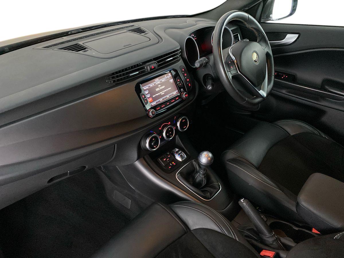 Used Alfa Romeo Giulietta 2014 for sale - 77829526: Photo 14