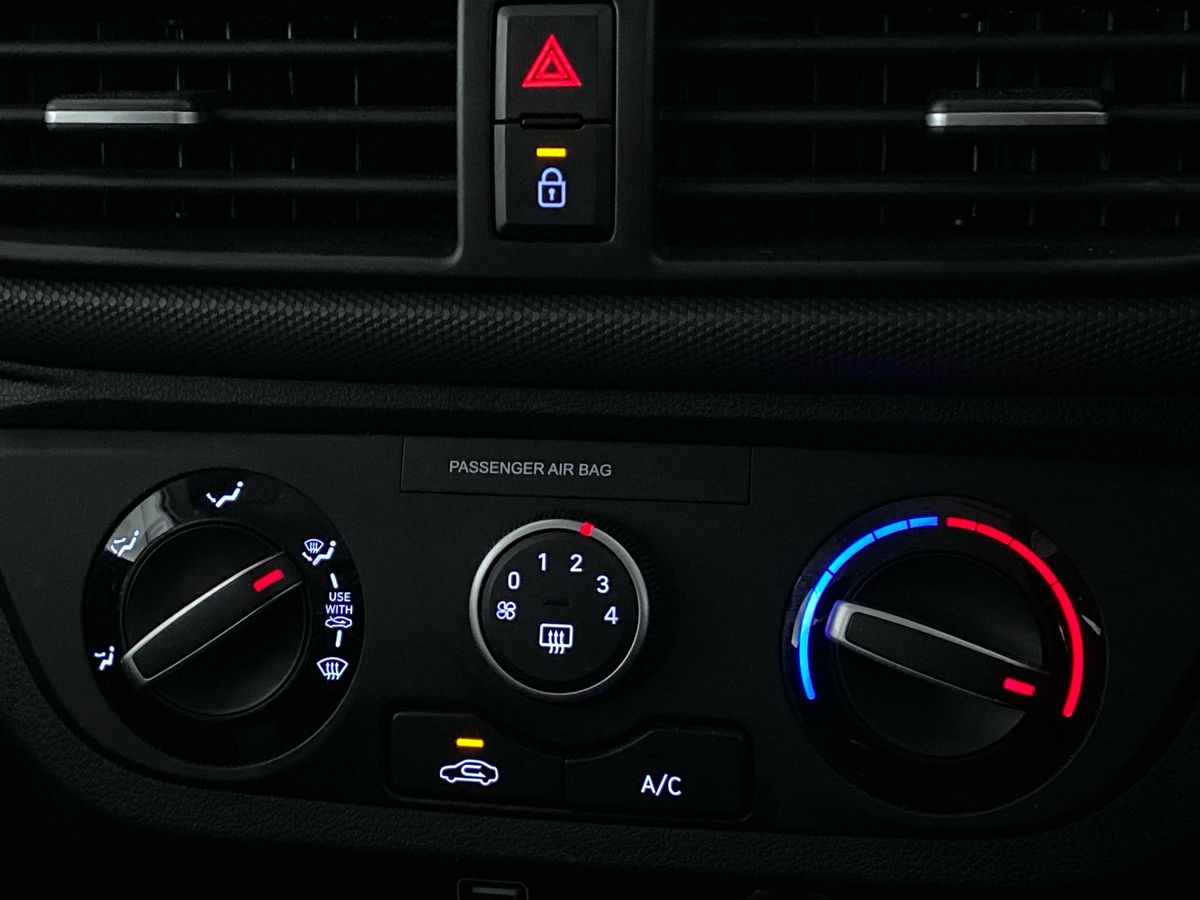 Used Hyundai i10 2023 for sale - 76316242: Photo 21