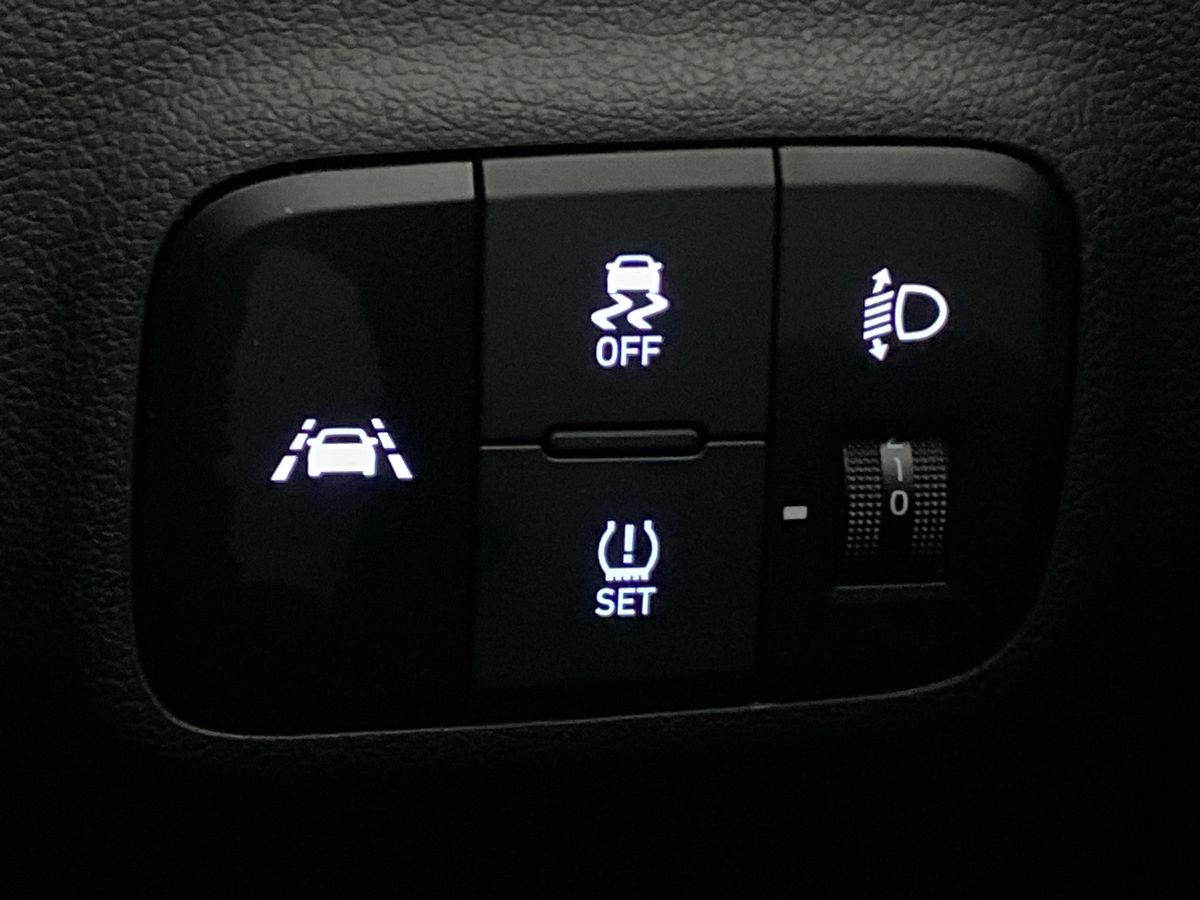 Used Hyundai i10 2023 for sale - 76316242: Photo 24