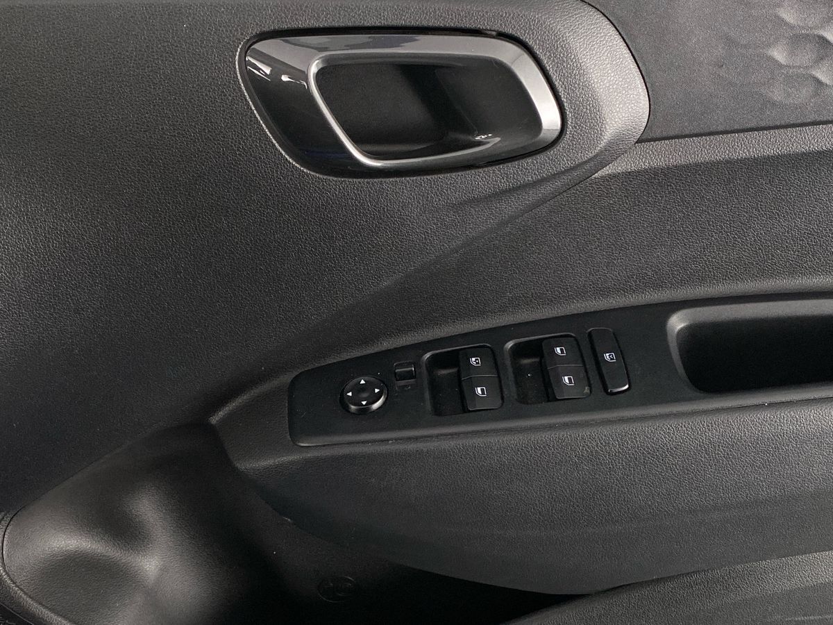 Used Hyundai i10 2023 for sale - 76316242: Photo 25