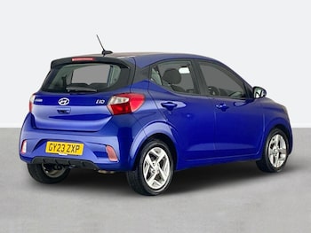 Used Hyundai i10 2023 for sale - 76316242: Photo