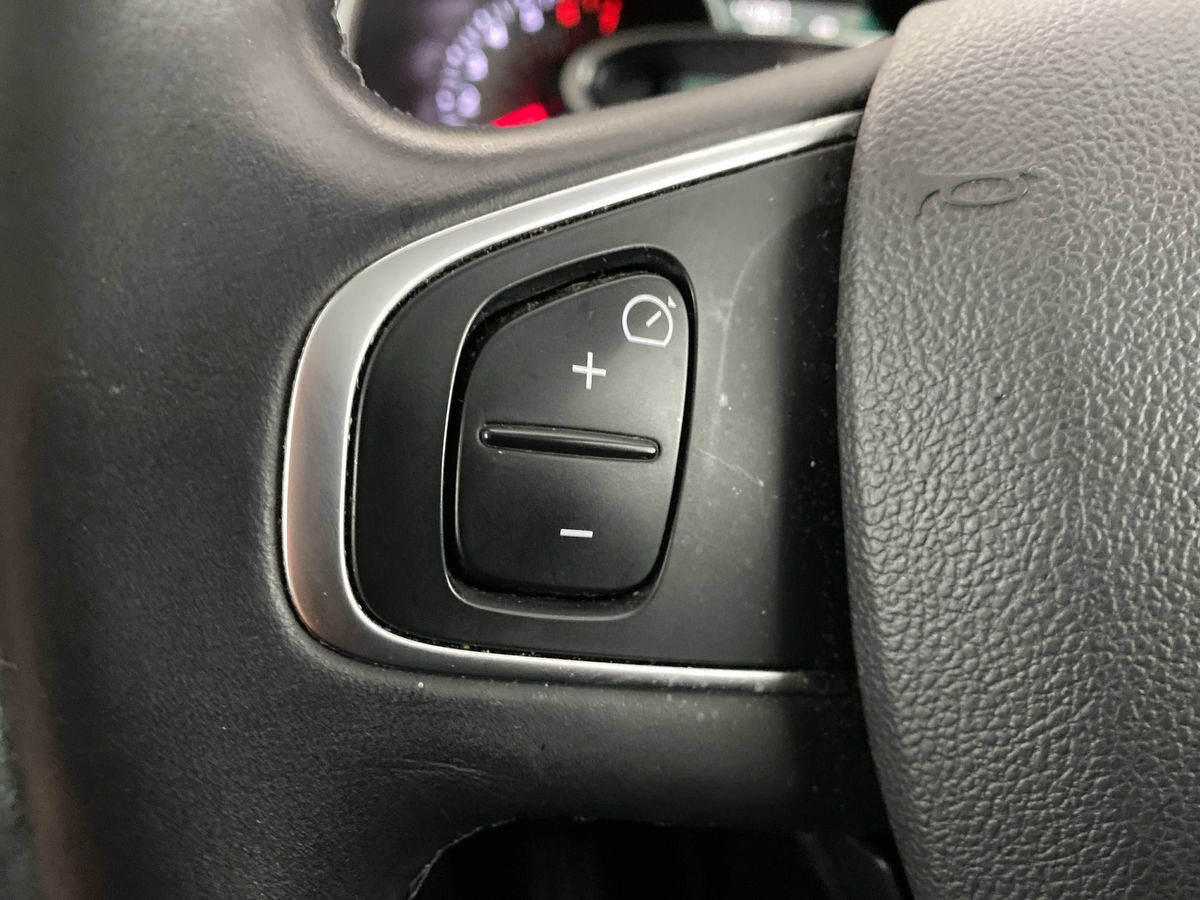 Used Renault Clio 2019 for sale - 78210883: Photo 19