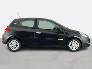 Used Renault Clio 2011 for sale - 75454095: Photo
