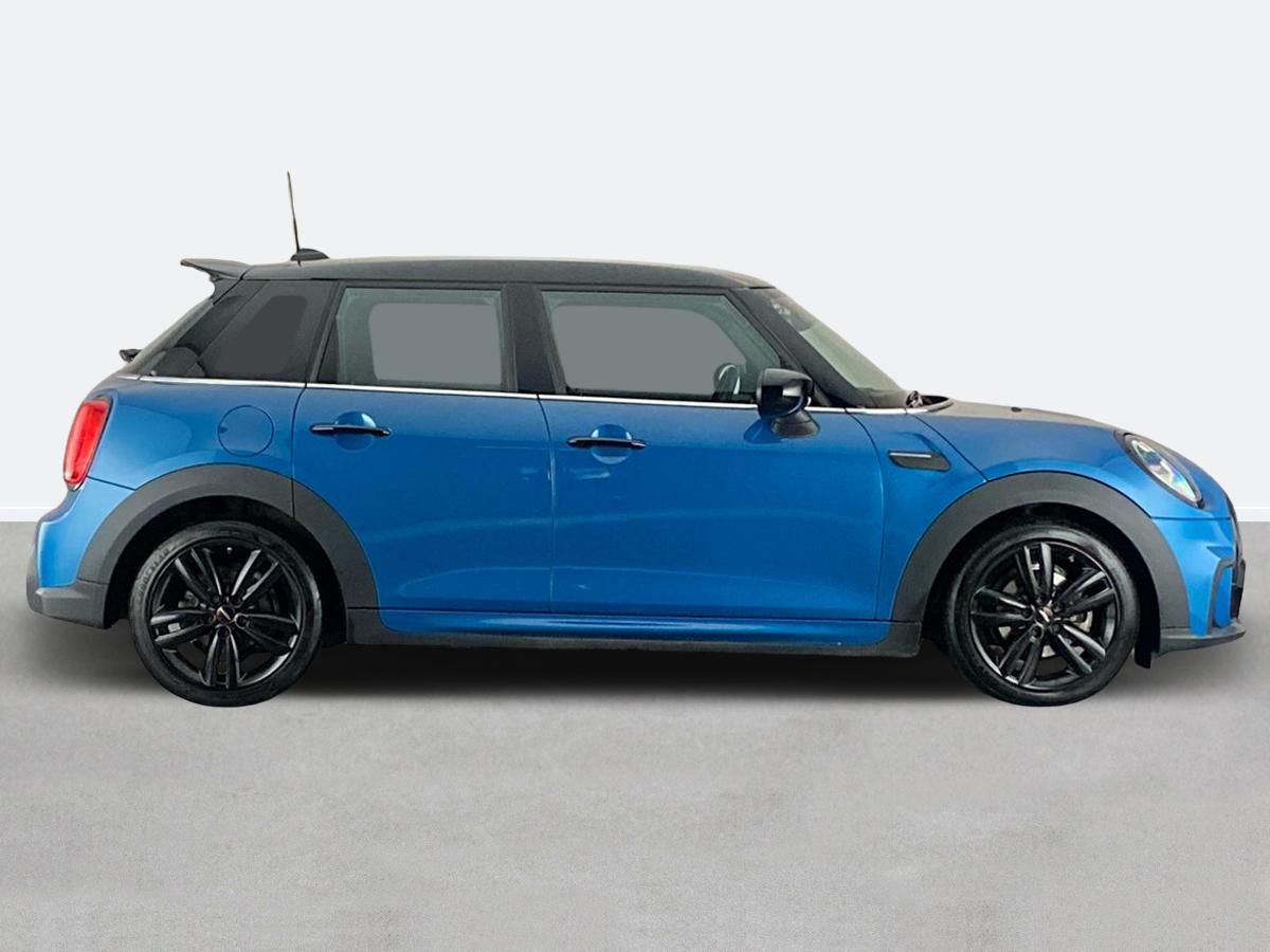 Used MINI Hatch 2021 for sale - 75850749: Photo 2