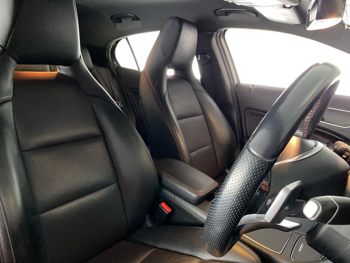 Used Mercedes-Benz GLA 2018 for sale - 76047199: Photo 10