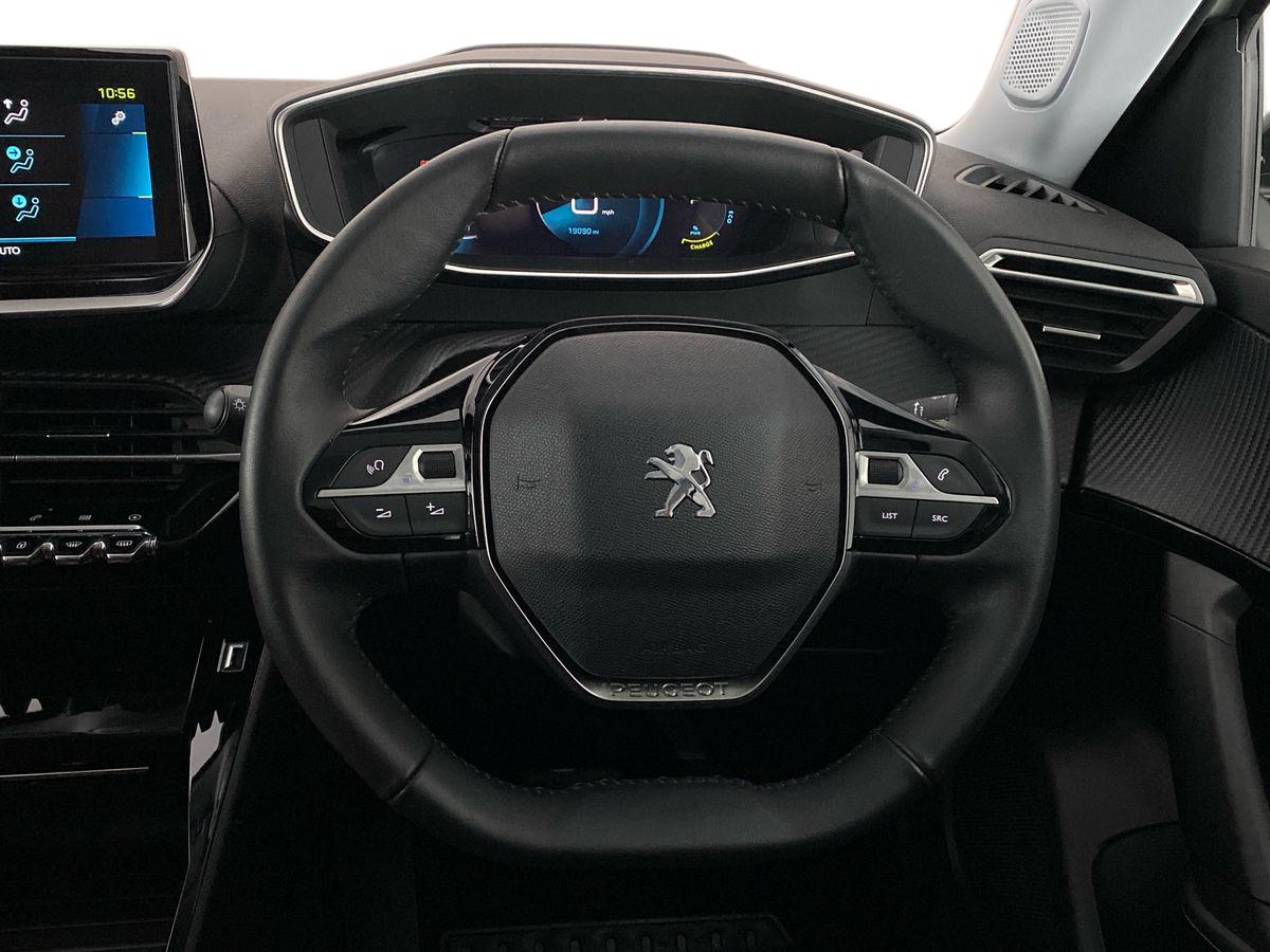 Used Peugeot 2008 2023 for sale - 77535321: Photo 11