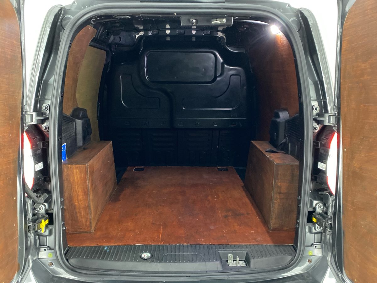 Used Ford Transit Courier 2021 for sale - 77535305: Photo 24